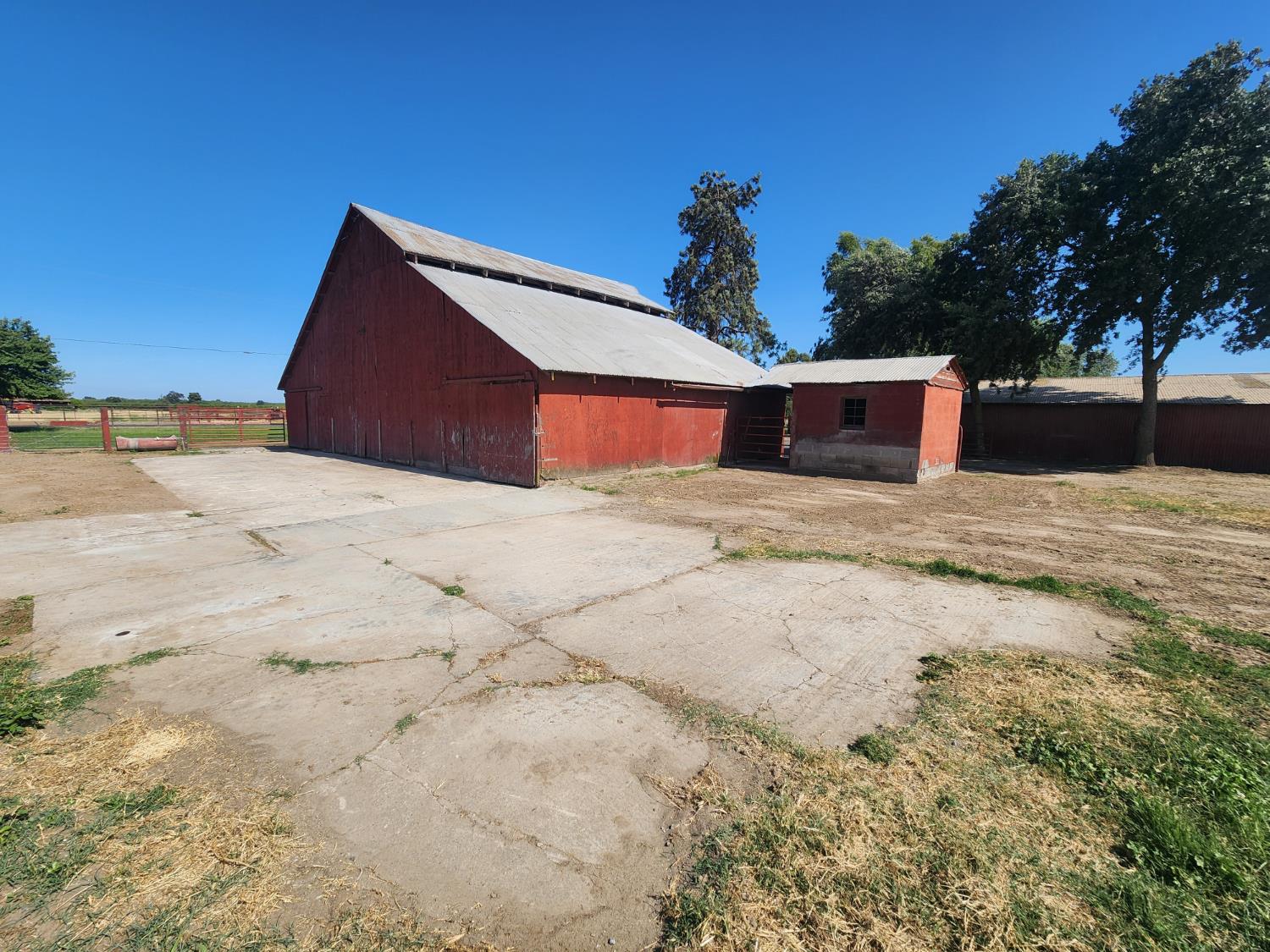 20383 Sutliff Road Escalon, CA 95320 - Photo 39 of 65