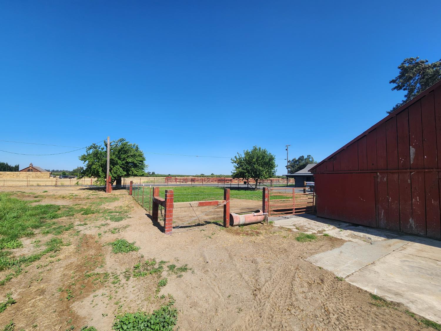 20383 Sutliff Road Escalon, CA 95320 - Photo 40 of 65