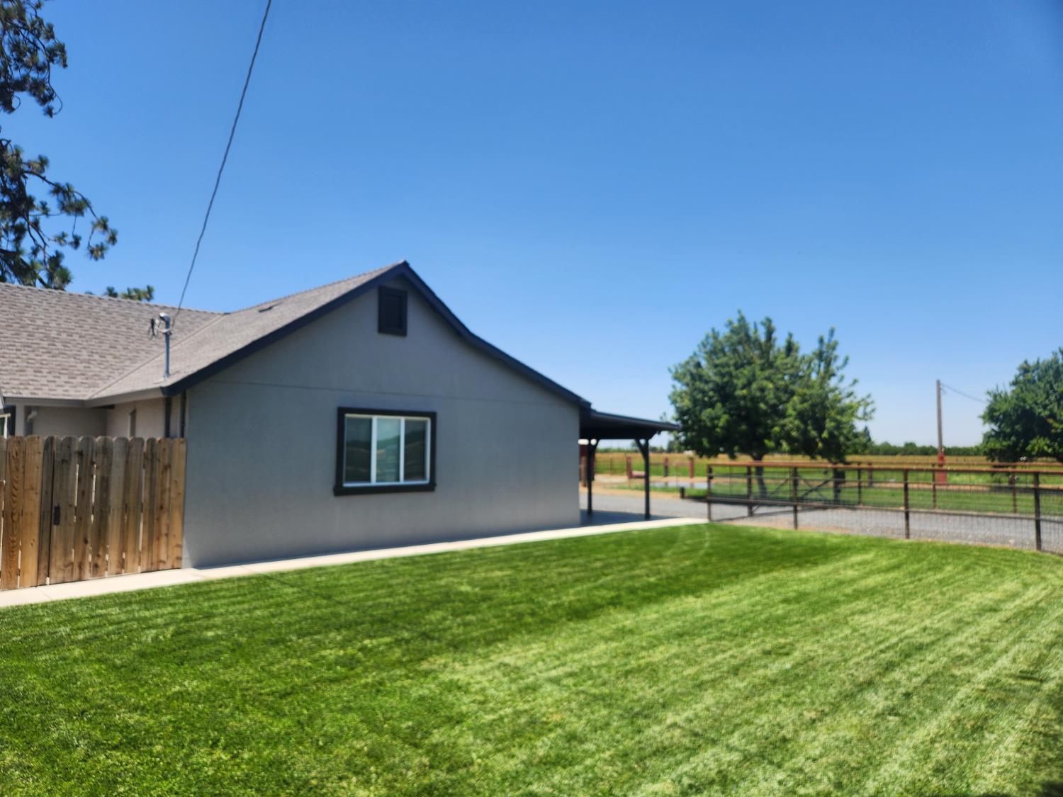 20383 Sutliff Road Escalon, CA 95320 - Photo 4 of 65