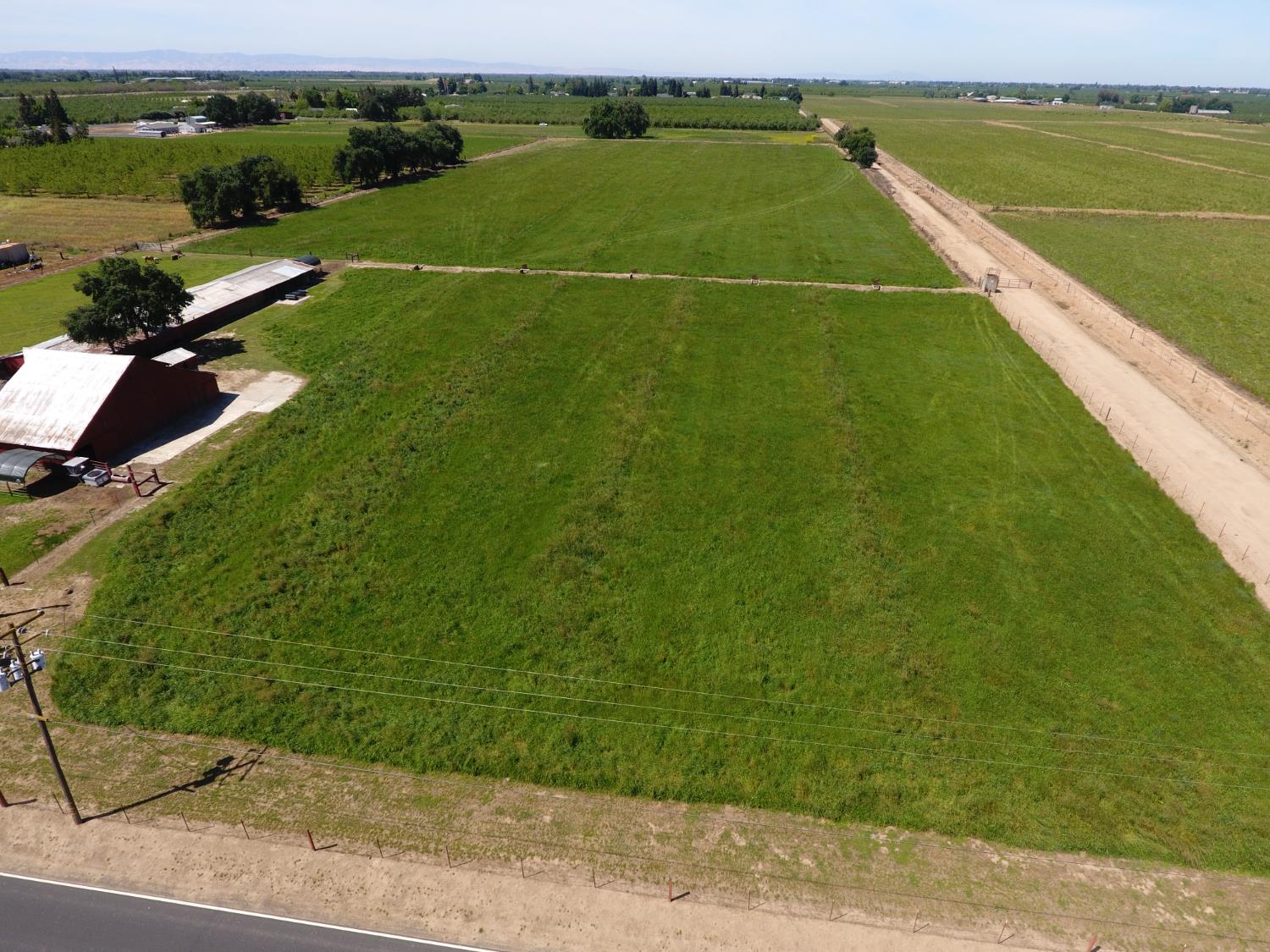 20383 Sutliff Road Escalon, CA 95320 - Photo 63 of 65 an aerial view of a football ground