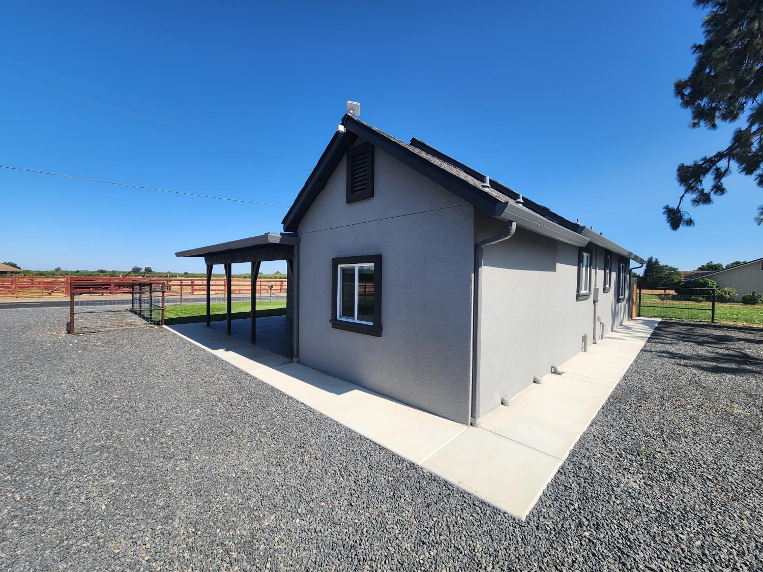 20383 Sutliff Road Escalon, CA 95320 - Photo 8 of 65