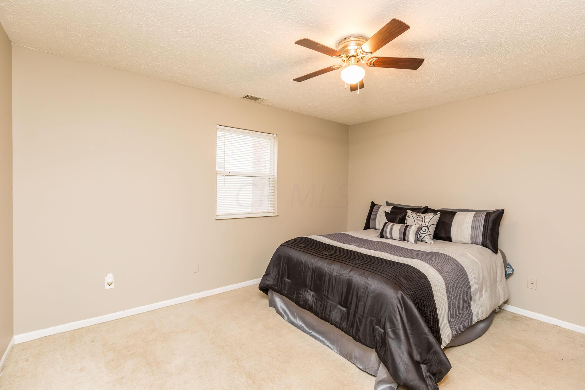 2026 Ward Road Columbus, OH 43224 - Photo 18 of 22