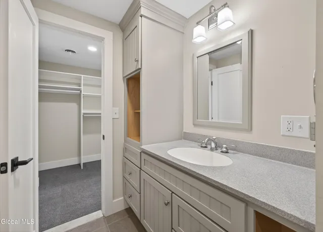 $2,200 | 34 Wilton Road, Greenfield, NY 12833