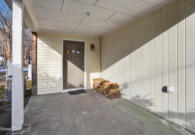 $2,200 | 34 Wilton Road, Greenfield, NY 12833