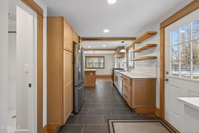 $2,200 | 34 Wilton Road, Greenfield, NY 12833