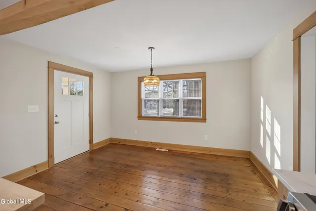 $2,200 | 34 Wilton Road, Greenfield, NY 12833