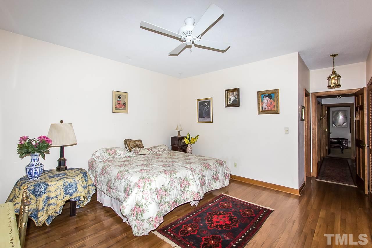 7649 Trowbridge Court Raleigh, NC 27613 - Photo 14 of 25