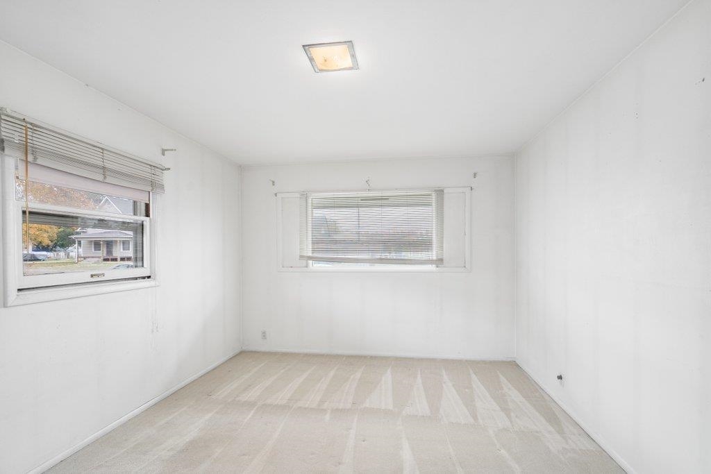 1738 Liberty Avenue Spokane, WA 99207 - Photo 14 of 30