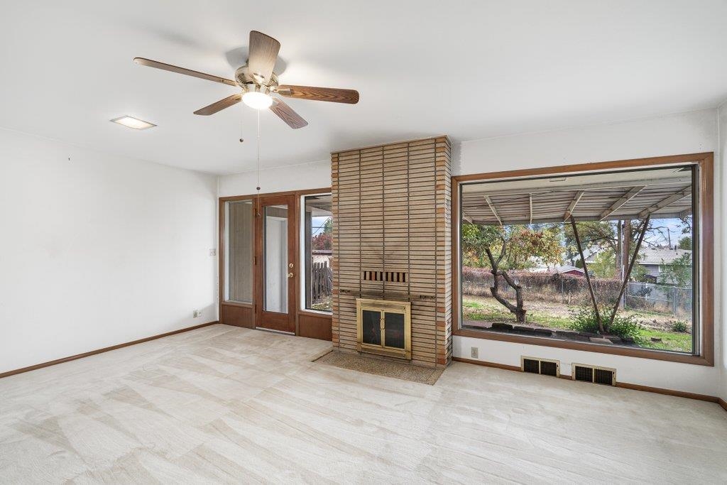 1738 Liberty Avenue Spokane, WA 99207 - Photo 10 of 30