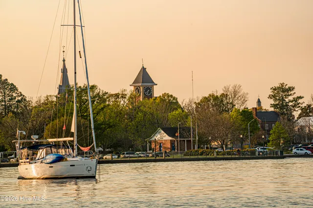 $360,000 | 813 North Craven Street, New Bern, NC 28560