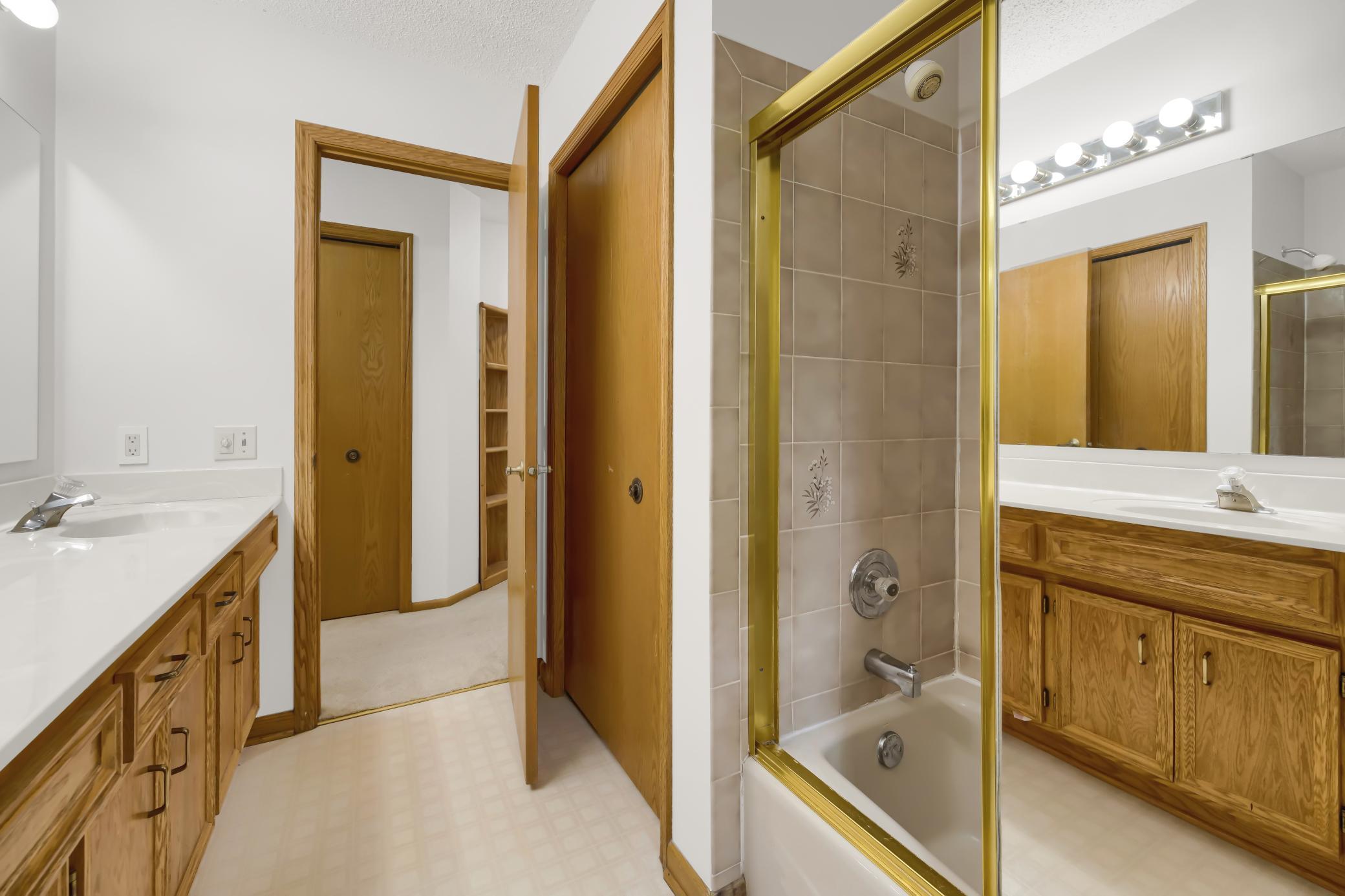 3759 Greensboro Drive Eagan, MN 55123 - Photo 30 of 49