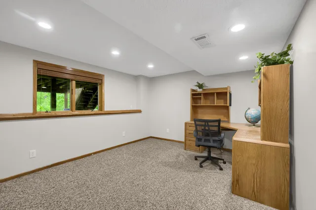 $3,300 | 3759 Greensboro Drive, Eagan, MN 55123