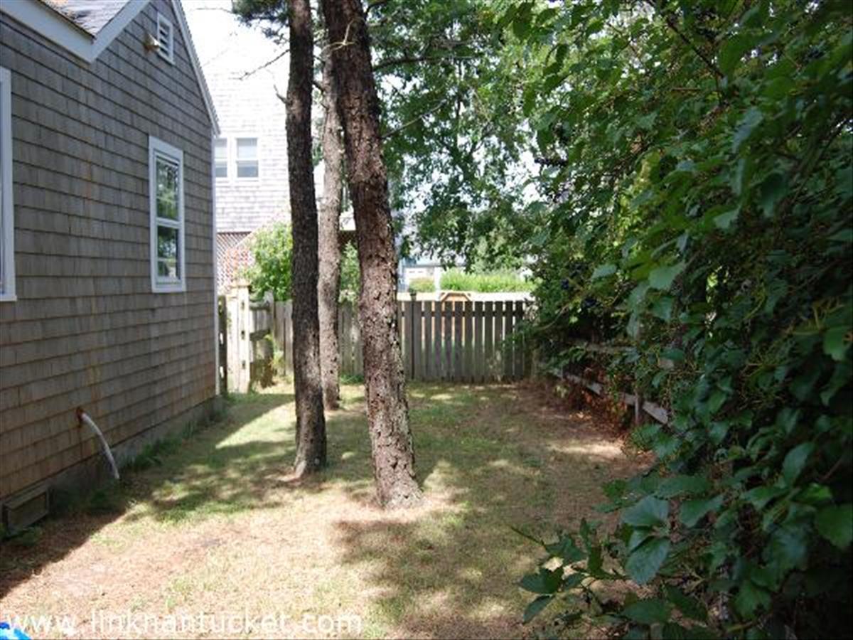 82 Surfside Road Nantucket, MA 02554 - Photo 20 of 22 Gallery Image 20