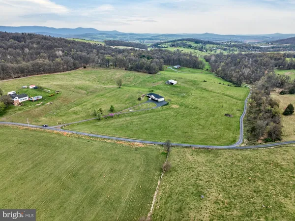 $699,000 | 363 Davis Lane, New Market, VA 22844