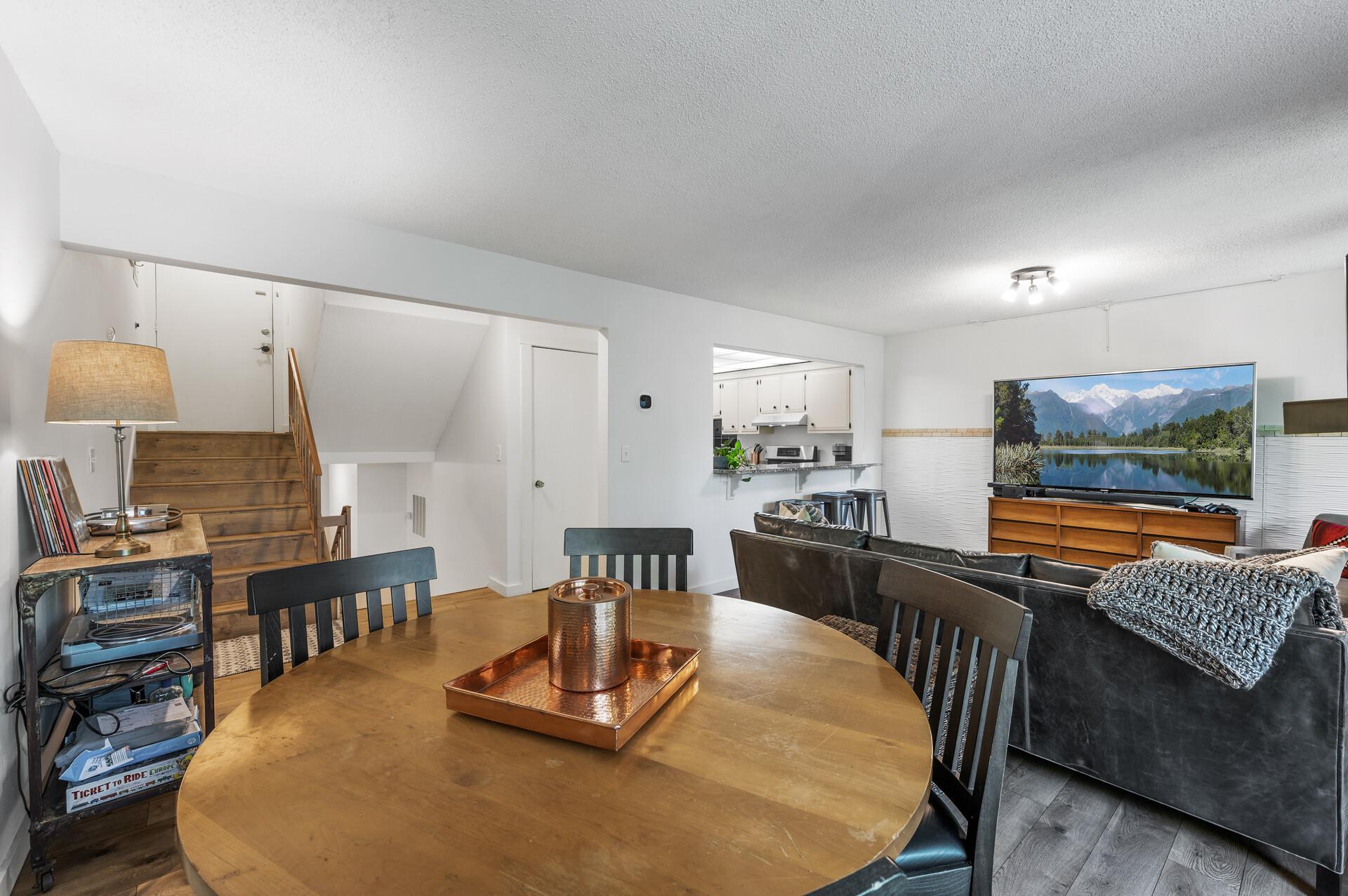 8948 Neill Lake Road, Unit 155E Eden Prairie, MN 55347 - Photo 7 of 41 Gallery Image 7