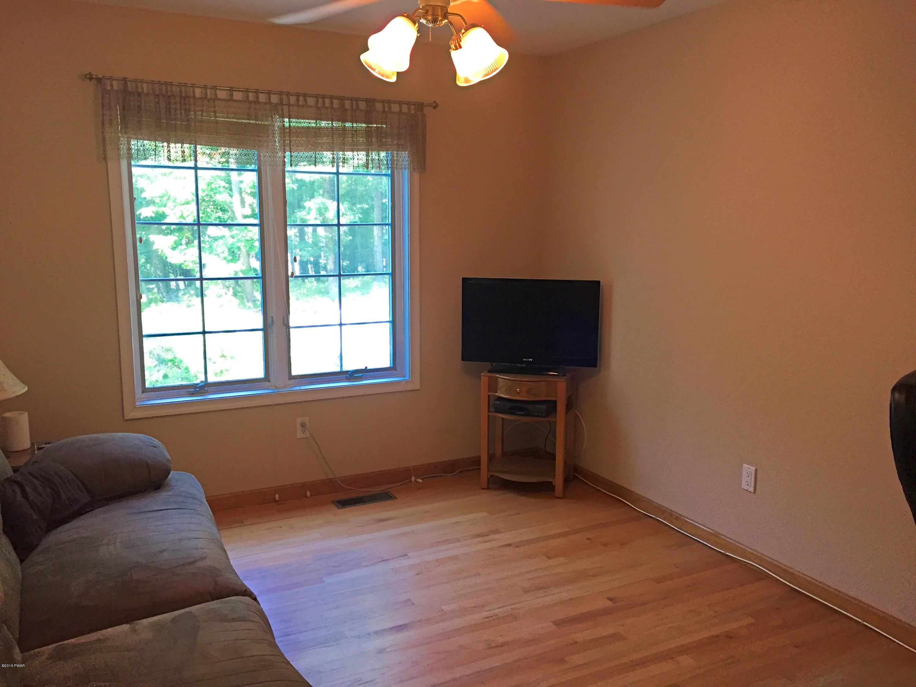 120 Stone Ridge Lane Milford, PA 18337 - Photo 23 of 33
