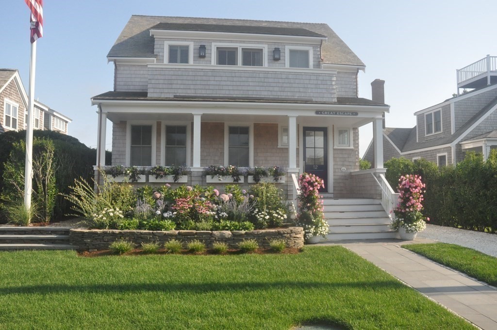 12 East Lincoln Avenue Nantucket, MA 02554 - Photo 22 of 27