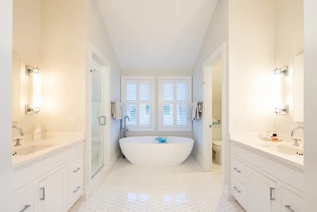 $26,000 | 12 East Lincoln Avenue, Nantucket, MA 02554