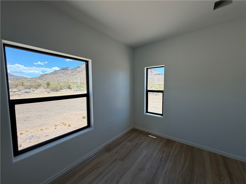 460 Kelvin Road Golden Valley, AZ 86413 - Photo 15 of 44