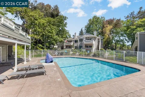$685,000 | 204 Norris Canyon Place, Unit D, San Ramon, CA 94582