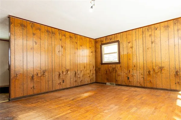 $175,000 | 264 Airview Drive, Mount Airy, NC 27030