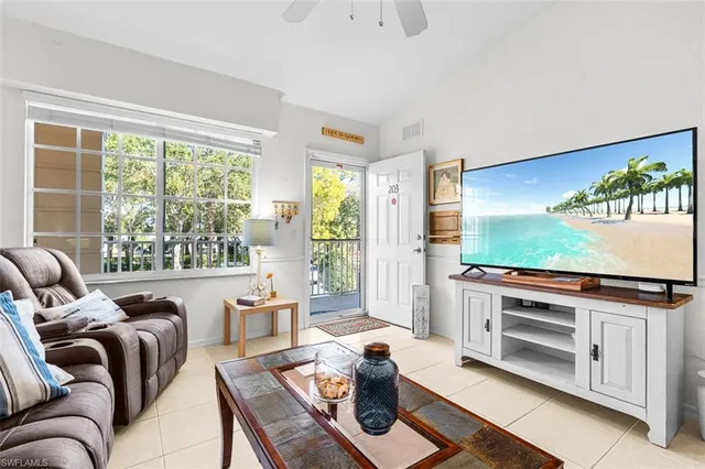$2,200 | 26670 Rosewood Pointe Drive, Unit 203, Bonita Springs, FL 34135