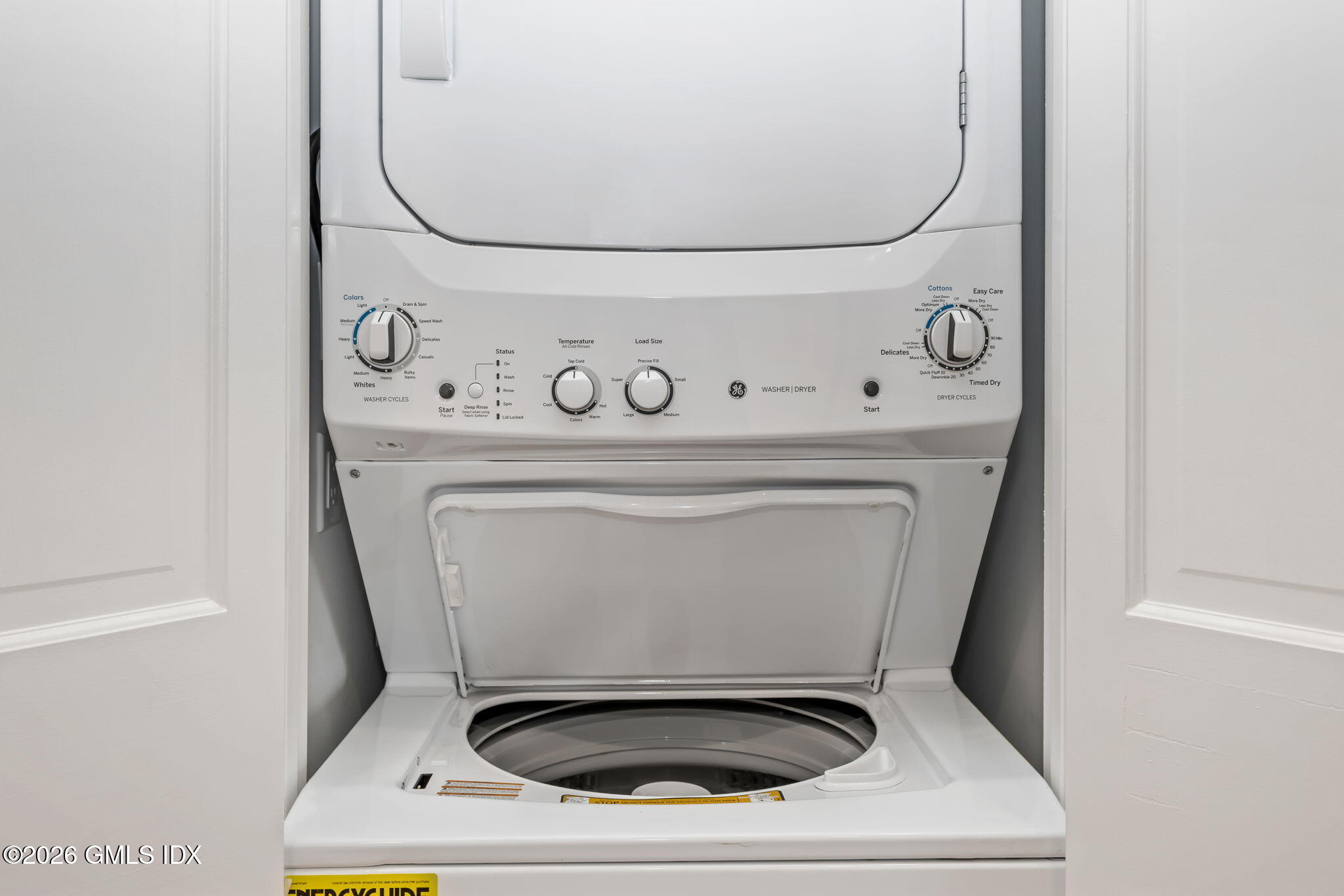 17 Artic Street, Unit 2 Greenwich, CT 06830 - Photo 7 of 16 9-web-or-mls-17-artic-st-unit-1