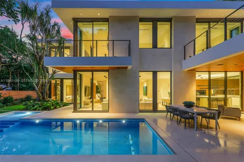 $11,895,000 | 3860 Little Avenue, Miami, FL 33133