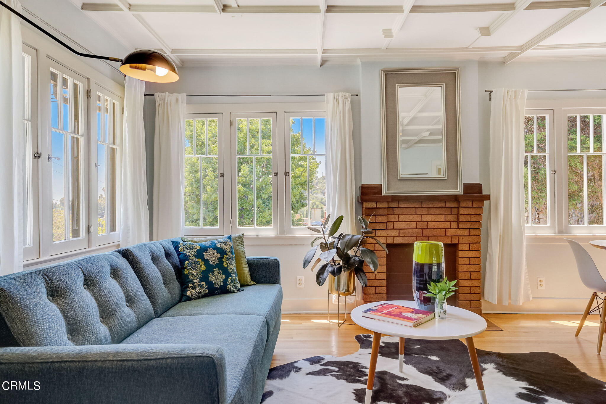 6201 Oak Crest Way Los Angeles, CA 90042 - Photo 7 of 37 66-web-or-mls-Oak Crest Way-061-btw 6,7