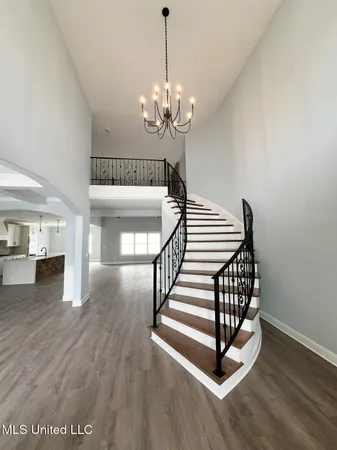 $551,000 | 206 Poplar Lane, Holly Springs, MS 38635