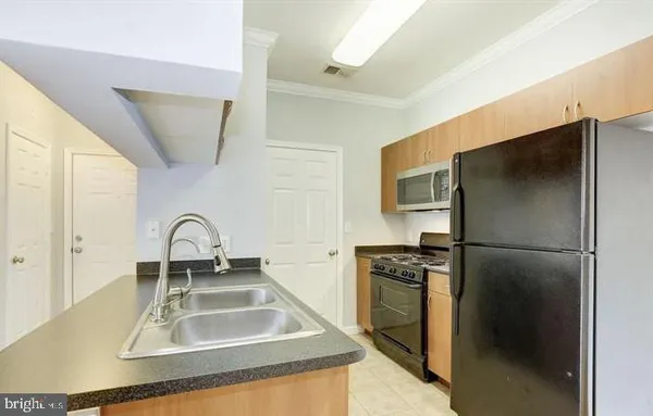 $1,700 | 19601 Galway Bay Circle, Unit 202, Germantown, MD 20874