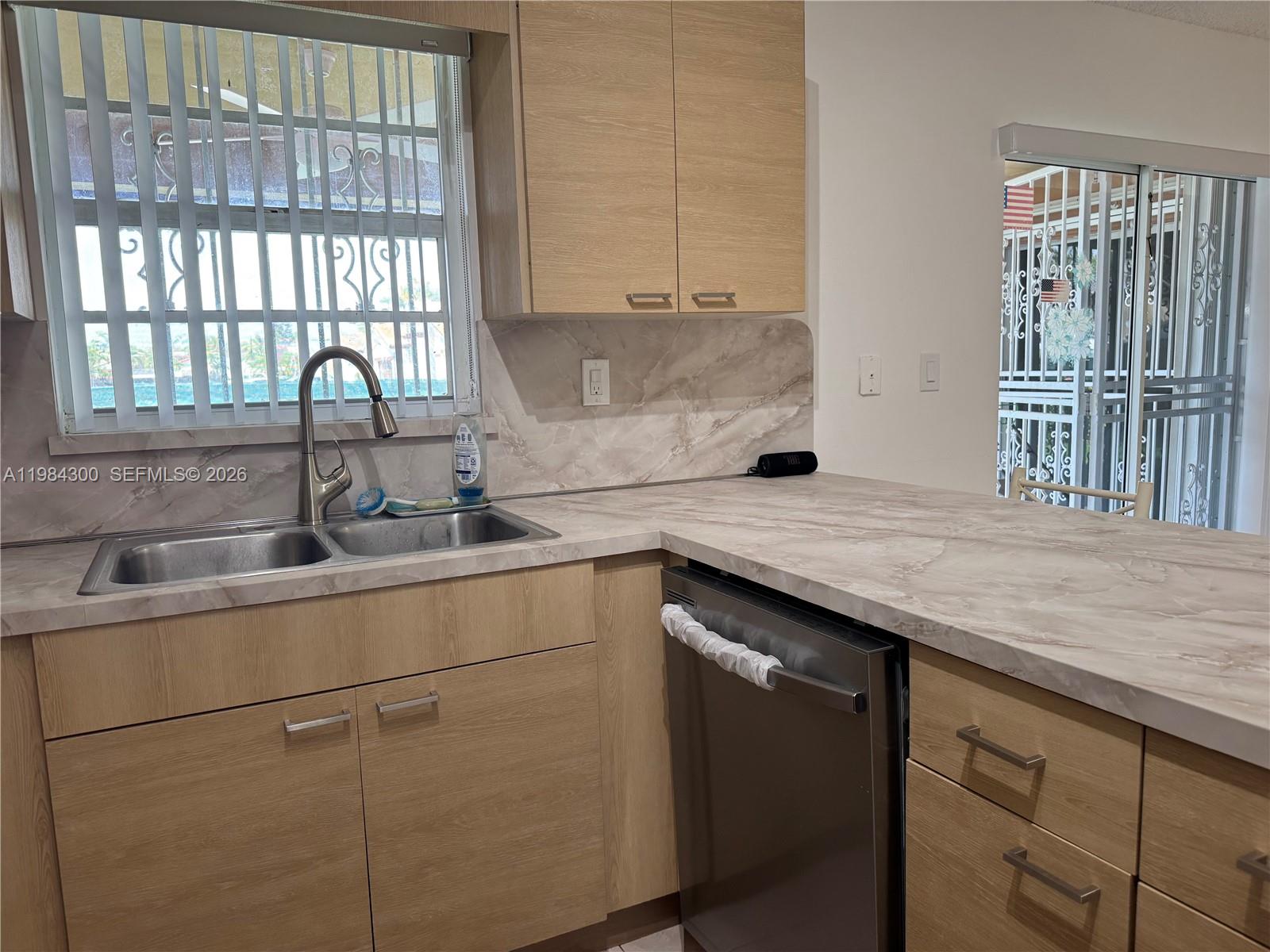 14325 Southwest 11th Terrace Miami, FL 33184 - Photo 15 of 21