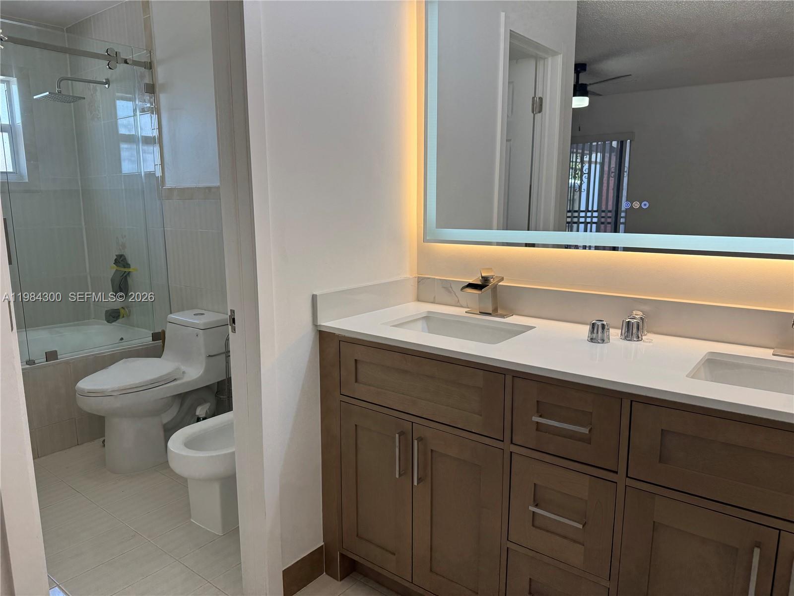 14325 Southwest 11th Terrace Miami, FL 33184 - Photo 16 of 21