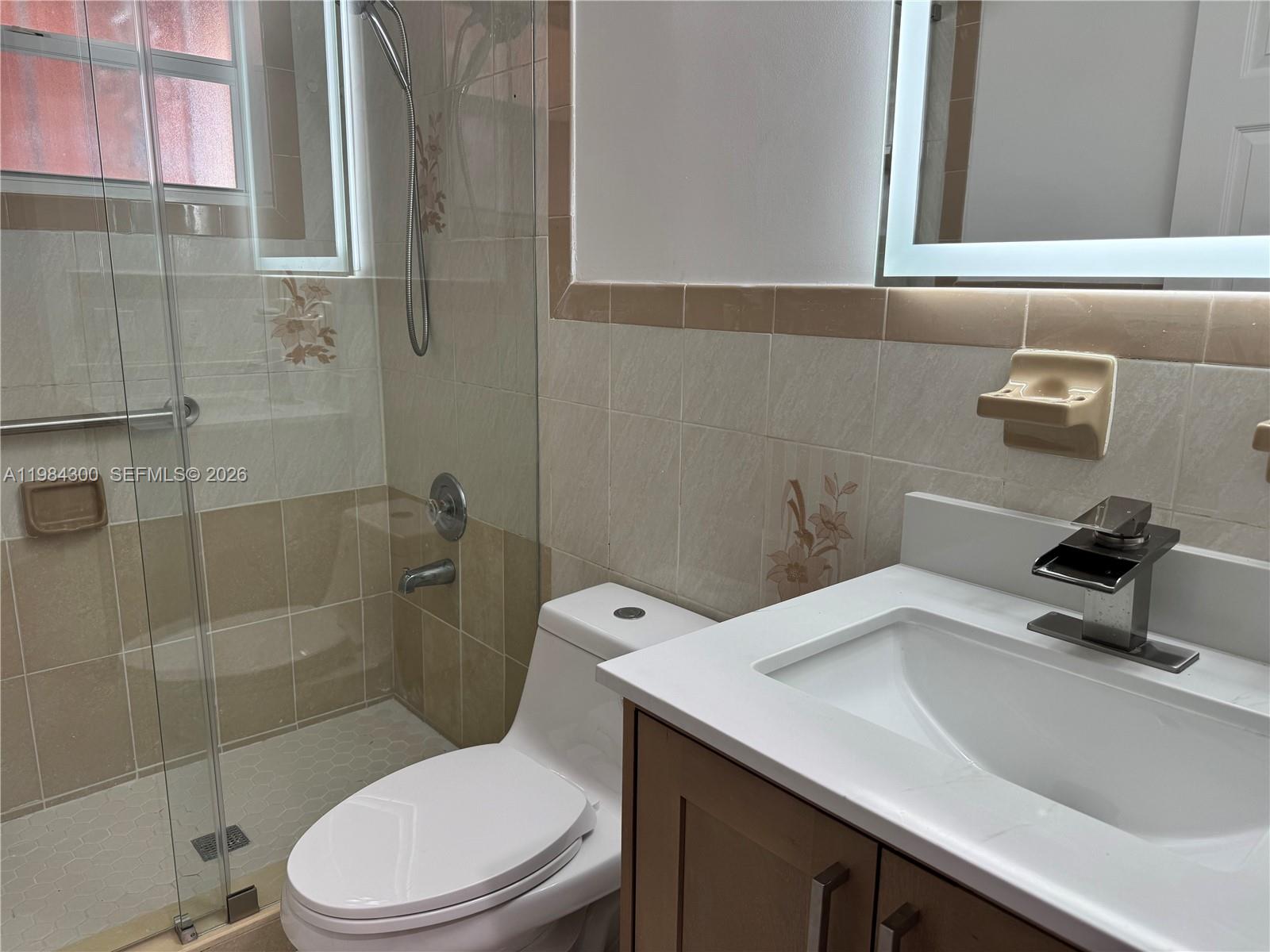 14325 Southwest 11th Terrace Miami, FL 33184 - Photo 7 of 21