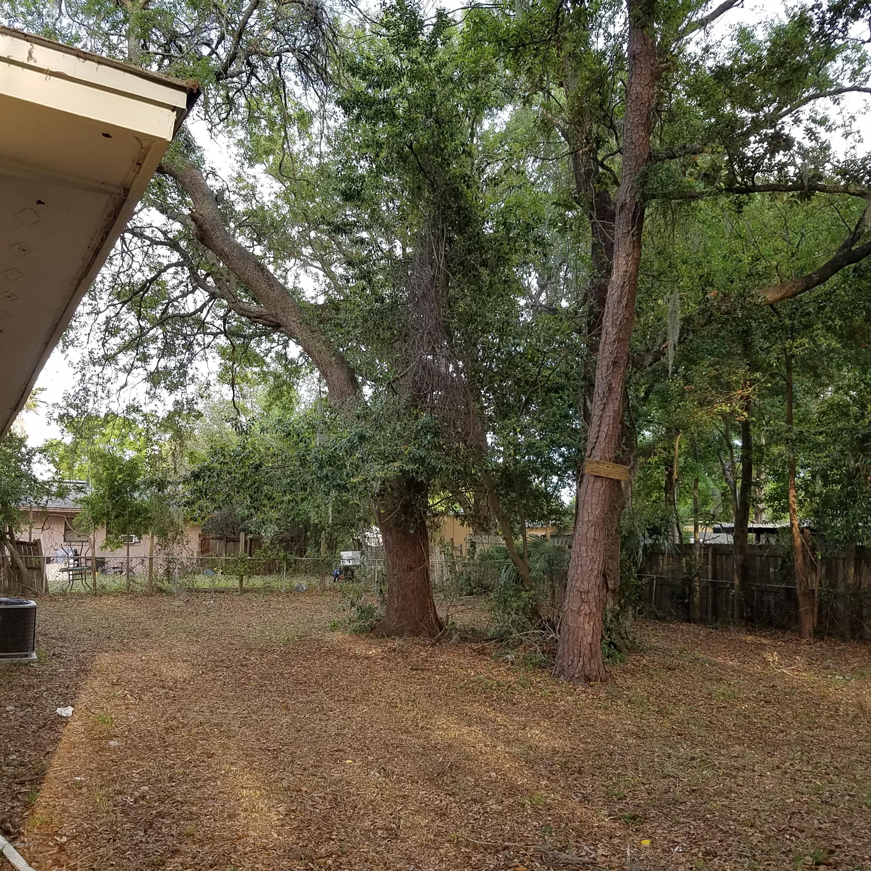 5722 Fort Caroline Road Jacksonville, FL 32277 - Photo 13 of 46 Fenced Backyard