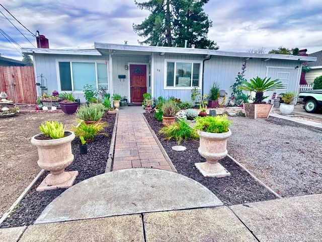 $599,000 | 416 Cortez Drive, Petaluma, CA 94954