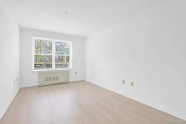 $450,000 | 105 Sutton Drive, Unit 105, Mount Kisco, NY 10549