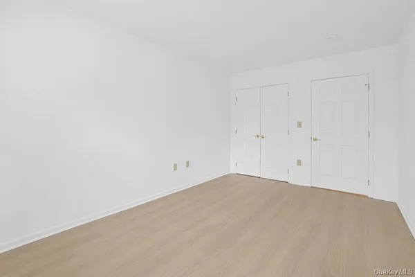 $450,000 | 105 Sutton Drive, Unit 105, Mount Kisco, NY 10549