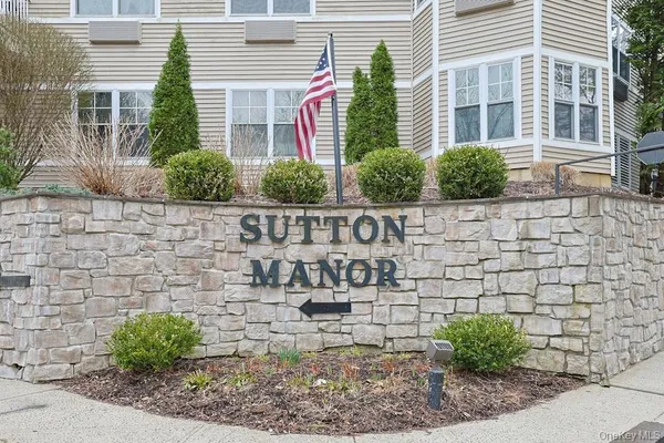 $450,000 | 105 Sutton Drive, Unit 105, Mount Kisco, NY 10549