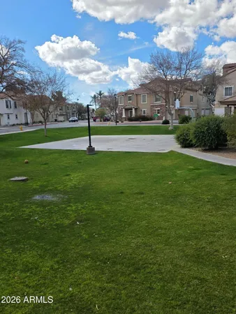 $1,800 | 942 West Aspen Way, Gilbert, AZ 85233