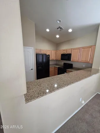 $1,800 | 942 West Aspen Way, Gilbert, AZ 85233