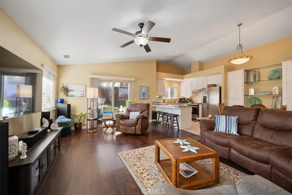 $975,000 | 960 Las Tunas Street, Morro Bay, CA 93442