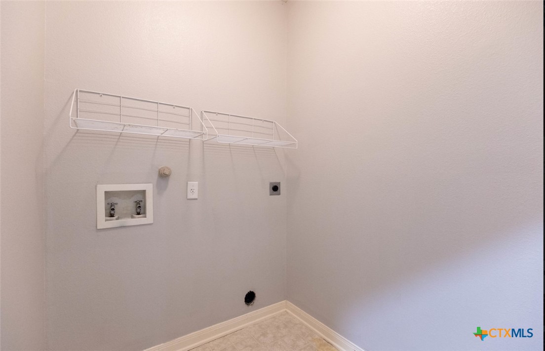 452 Raven Ridge New Braunfels, TX 78130 - Photo 18 of 23 a view of a small space