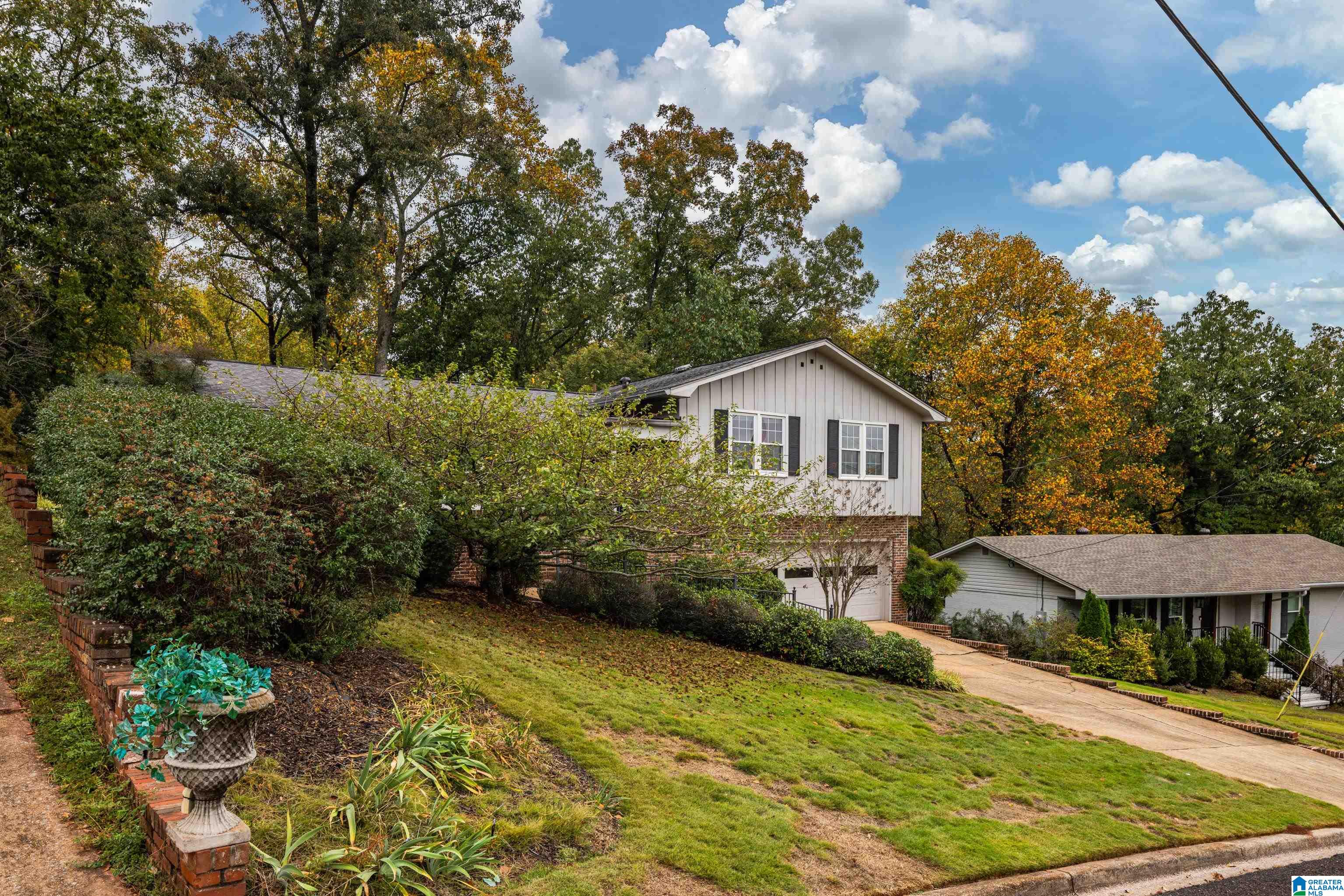 5916 Southcrest Road Birmingham, AL 35213 - Photo 3 of 40