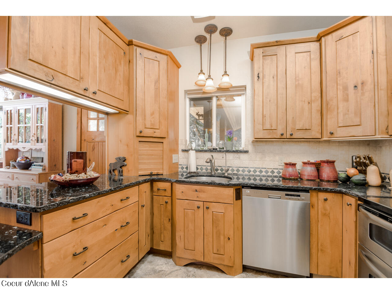 762 Geenen Road Cocolalla, ID 83813 - Photo 13 of 42 18-Kitchen
