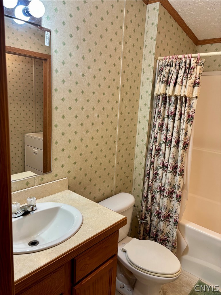54 Fairport Road Manlius, NY 13104 - Photo 17 of 25 Common bath