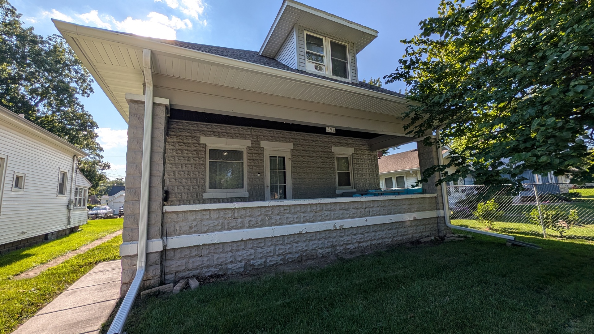 258 7th Street Silvis, IL 61282 - Photo 2 of 31 Gallery Image 2