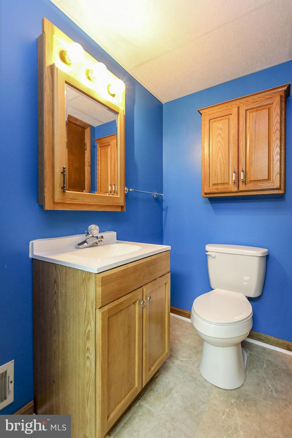 408 Grove Ridge Court Linthicum, MD 21090 - Photo 17 of 30 Bath