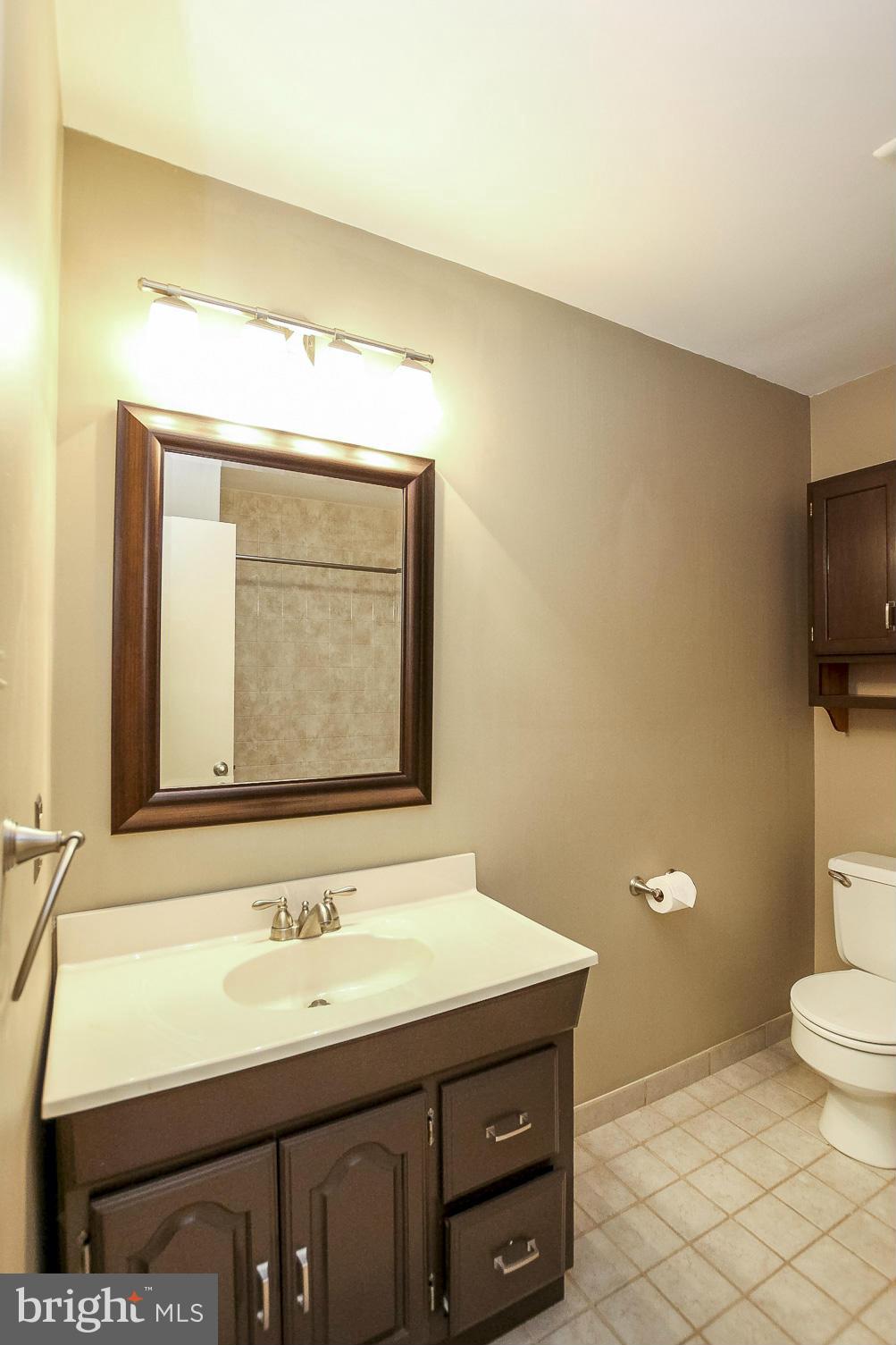 408 Grove Ridge Court Linthicum, MD 21090 - Photo 24 of 30 Bath