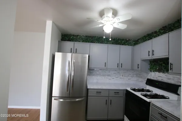 $349,900 | 9 Crop Court, Tinton Falls, NJ 07753